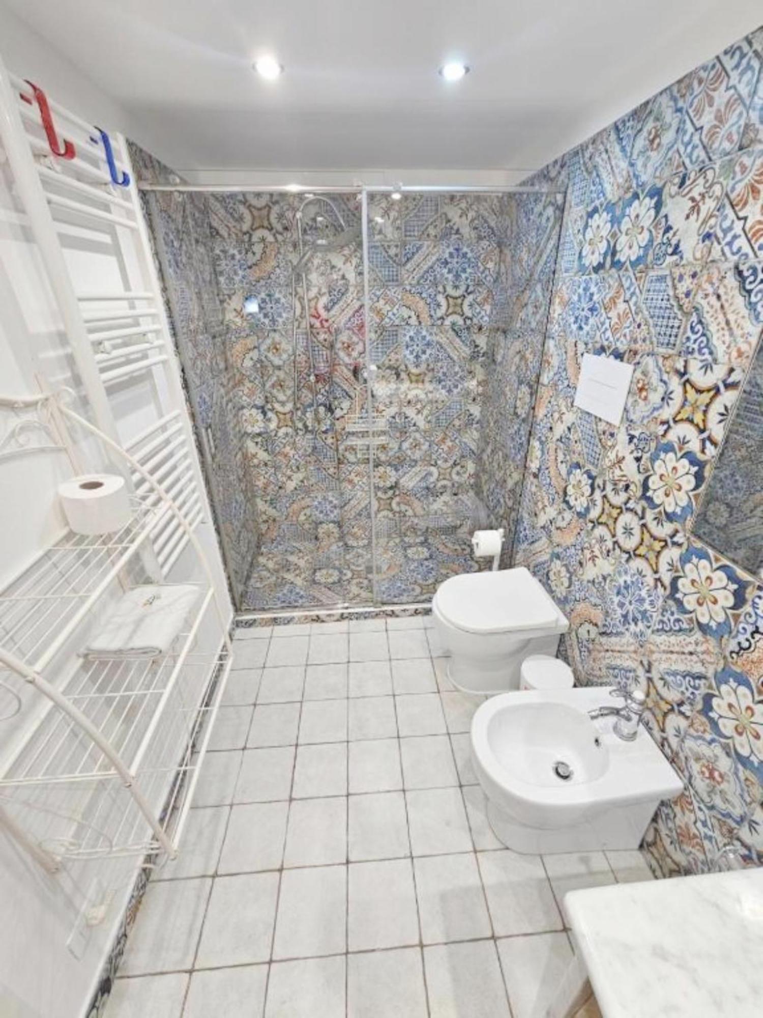 Suite And Relax Tina A 2 Passi Dal Centro E Al Foro Italico 巴勒莫 外观 照片